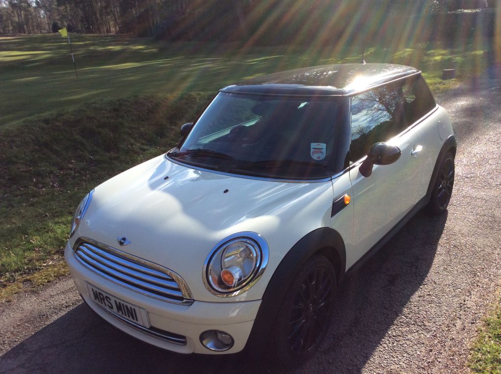 2009 MINI Cooper in Pepper White with Chilli Pack & Black John Cooper ...