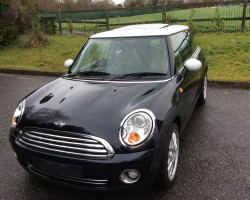 Andy has chosen this 2006/56 MINI Cooper with Chili Pack Full Leather & Panoramic Glass Sunroof