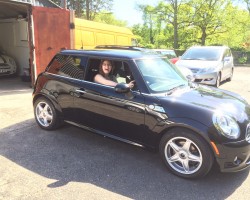 Melanie has chosen this 2010 (60) Midnight Black Cooper Diesel with SPORTS & Chili Pack – LOVING THE COLOUR CODED LOOK OF THIS MINI