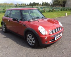 Too late – Andrea has chosen this 2006 MINI ONE SEVEN – AUTOMATIC