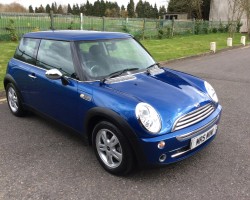 Callum saw this MINI today and decided was perfect for him – 2006 MINI ONE in Blue with Amazingly Low Miles – 27K