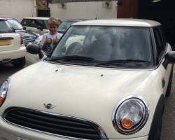 Owen approving of his mum & dad’s choice of MINI – 2009 MINI ONE in Pepper White with SAT NAV – Called Gretel