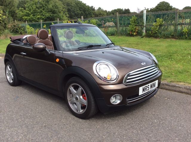 2009 MINI Cooper Convertible in Hot Chocolate with Chili Pack, Full ...