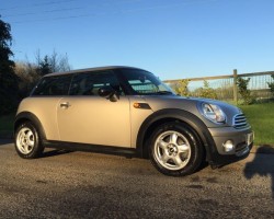 Lucky Lauren !  Her partner Craig has treated her to this 2007 MINI One in Sparkling Silver – Ideal FIRST MINI 1.4 so Low Insurance too