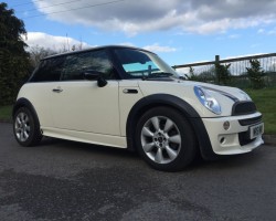 Vicky has chosen this as her Birthday pressie from her loved ones – 2006 MINI Cooper Chili Pack in Pepper White with JCW Bodykit