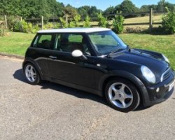 2002 Black MINI Cooper with sunroof Full Leather & we have just serviced & put a fresh MOT on her too