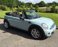 Welcome back to this 2013 MINI One Convertible 1.6 Ice Blue  52K MILES