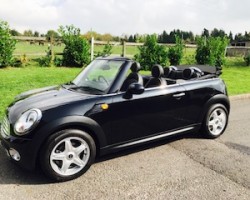 Heidi from Skipton in Yorkshire is having this 2009 MINI Cooper Convertible with Full Lounge Leather Heated Seats & Full Service History