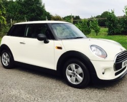 Someone is getting a Fab birthday present!!  2014 / 64 MINI One 1.2 One (Media XL) Hatchback 3dr with Sat Nav & More