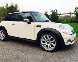 2008 MINI COOPER AUTOMATIC in Pepper White with Chili Pack & 12 MINI Service Stamps – Well Loved!
