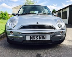 2006 / 56 MINI Cooper in Pure Silver & just 26K miles with Chili Pack & Full Leather Sports Seats too