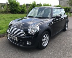 2011 / 61 MINI One 1.6 with Pepper Pack & Immaculate