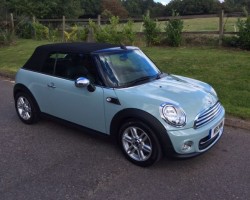 2014/64 MINI One Convertible in Ice Blue