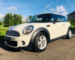 2012 / 62 MINI One with Pepper Pack in Pepper White & with Low Miles