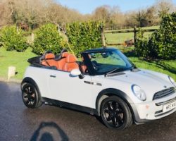 2008 Limited Edition MINI Cooper Convertible SIDEWALK in White Silver (Rare Colour) Full Service History & STUNNING