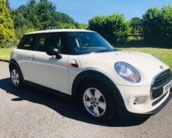 Vanessa chose this 2014 / 64 MINI One 1.2 One (Media XL) Hatchback 3dr with Sat Nav & More