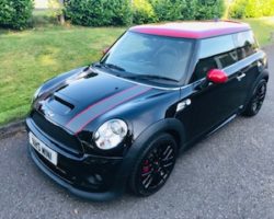 2011 / 61 John Cooper Works MINI Hatch with a Great Spec & Full MINI Service History