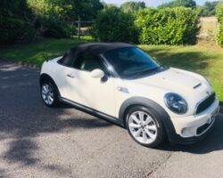 Deposit taken on this 2013 Mini Cooper S Roadster Automatic with HUGE SPEC – Navigation, Cream Leather Sports Seats, Comfort Access, CHILI & Media Pack & More