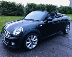 ONE LUCKY LADY IS GOING TO LOVE THIS BIRTHDAY PRESSIE!!   2012 Mini Cooper Roadster Automatic in Black with Sat Nav & Heated Leather Seats