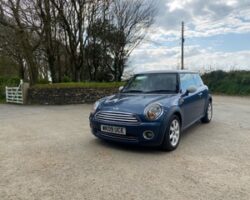 2009 Mini Cooper with High Spec including Sunroof Chili Pack & More