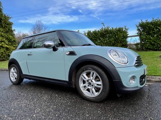 SOLD – sorry too late, this MINI has a lovely new home to go to….2012 / 62 MINI One In Ice Blue with Pepper Pack & History
