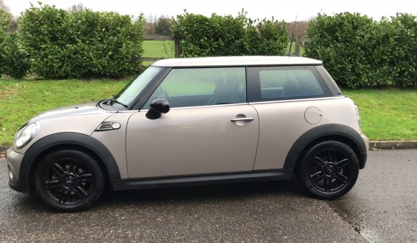 2013 MINI One Baker Street 48K Miles Half Leather Sports Seats