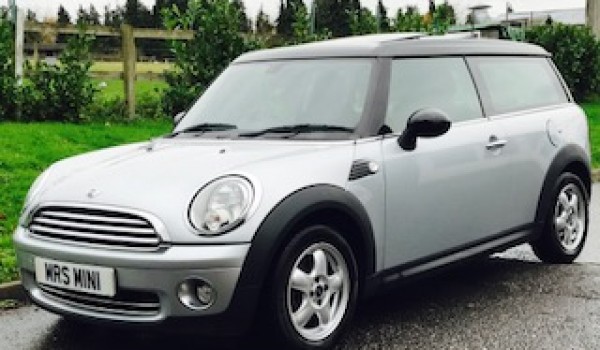 2007 / 57 MINI Cooper CLUBMAN In Pure Silver With Pepper Pack & Sunroof