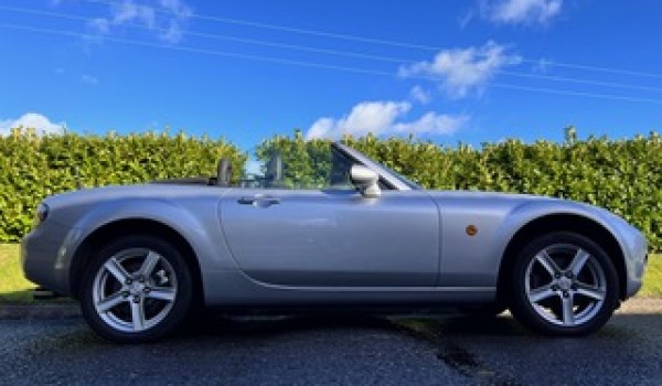 2007 / 57 plate Mazda MX5 in Silver with comprehensive history