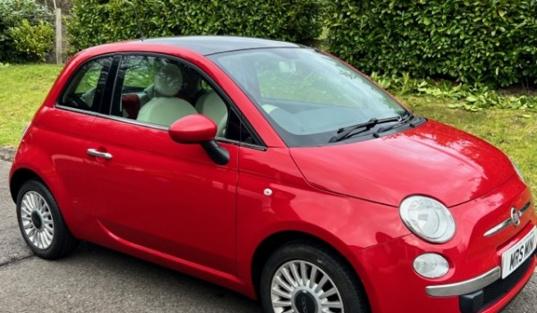 2013 Fiat 500 in Red with LOW MILES (really low miles) 15600