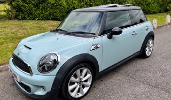 2012 Mini Cooper S Automatic In Ice Blue with Big Spec – Nav, Sunroof, Heated Leather Sports Seats, Chili & Vision Packs +++