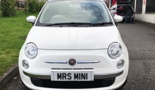 Robyn has chosen this 2009 Fiat 500 1.2 Lounge In Superb Condition with LOW MILES & FULL SERVICE HISTORY