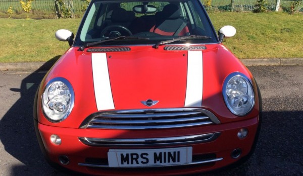 2005 MINI Cooper in Chili Red with SUNROOF Last serviced Feb 2015 & MOT TO Jan 2016 – CRACKING MINI FOR HER AGE