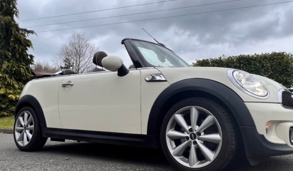 2011 Mini Cooper S Convertible in Pepper White with Lounge Leather Sports Seats & just 48K miles