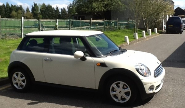 2008 MINI ONE with PEPPER PACK