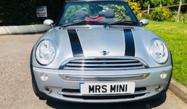 2007 / 57 MINI Cooper Convertible in Pure Silver with Low Miles Just 33K