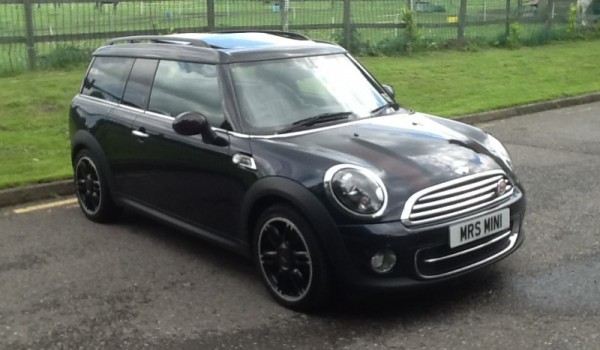 Toooo Late… Debra & Martin will be cruising in this 2011 LIMITED EDITION MINI COOPER HAMPTON D CLUBMAN **FABULOUS IN THE FLESH**