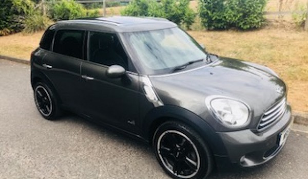 2013/63 MINI Cooper D ALL 4 Countryman in Royal Grey with HUGE SPEC Including Sat Nav, Sunroof, Full Lounge Leather Heated Seats, Cruise & More+++