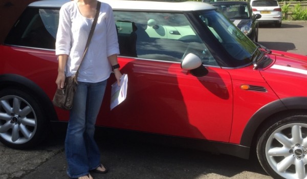 2005 MINI Cooper in Chili Red with SUNROOF Last serviced Feb 2015 & MOT TO Jan 2016 – CRACKING MINI FOR HER AGE