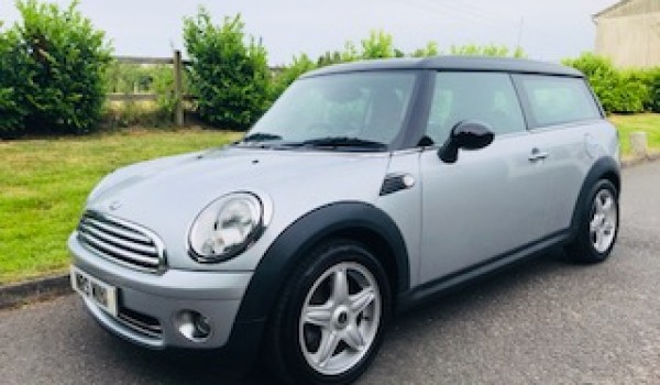 Farhana chose this 2007/57 MINI Cooper Clubman In Pure Silver with Pepper Pack & LOW LOW MILES