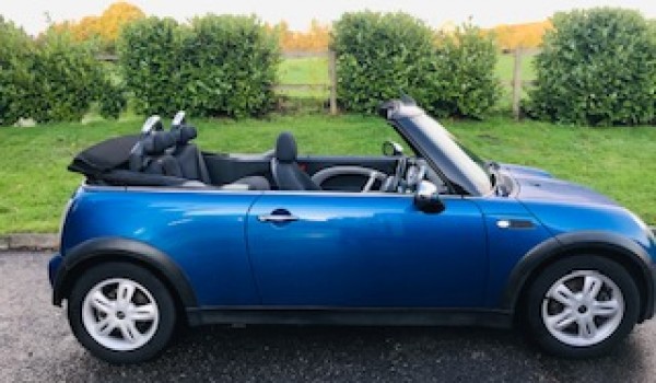 2005 MINI One Convertible with PEPPER PACK Low Miles & Bluetooth + Service History