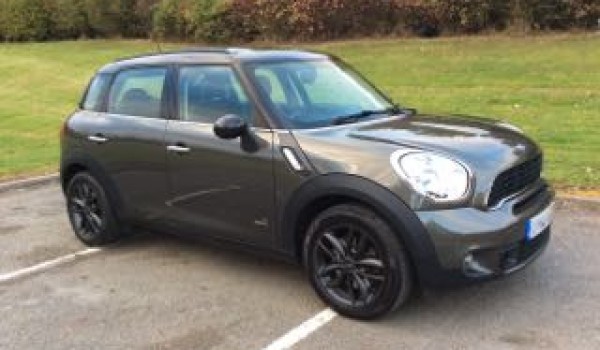 Ash & His Beautiful Bride Rachel chose this 2013 MINI Countryman Cooper S All 4 in Royal Grey with Full Lounge Leather & Sunroof