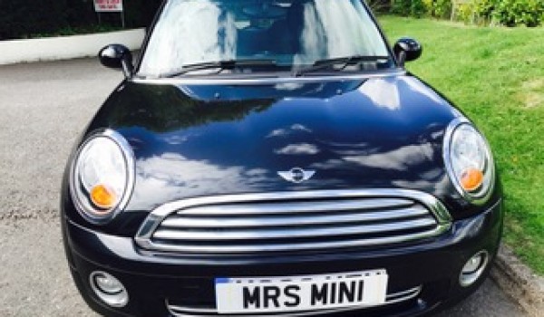 Peter has chosen to treat his daughter to this 2008 MINI One in Black with Pepper Pack & Full MINI Service History & Low Miles