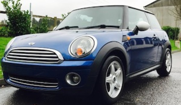 2008/58 MINI Cooper in Lightening Blue with Chili Pack & Full Service History