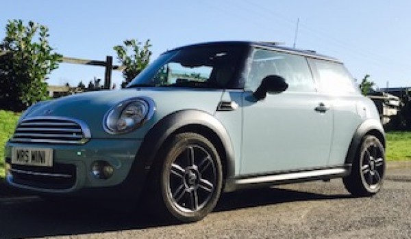 2011 MINI Cooper in Ice Blue with Chili Pack FULL CREAM LEATHER SPORTS SEATS, SUNROOF & SO MUCH MORE