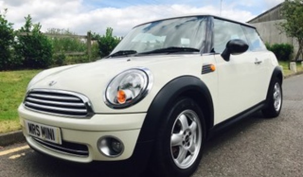 Nikki has chosen this 2010 MINI One AUTOMATIC in Pepper White with Low Miles 30K with PEPPER PACK