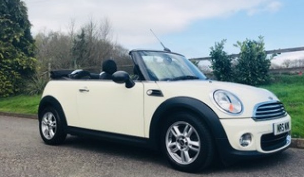 Alicia has chosen this 2006 / 56 MINI One Convertible with Unbelievably Low Miles for her Age