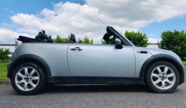 2007 MINI Cooper Convertible in Silver with Blue Hood