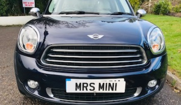 2014 MINI Cooper Countryman with Very LOW MILES – 17K & Cream Leather Sports Seats