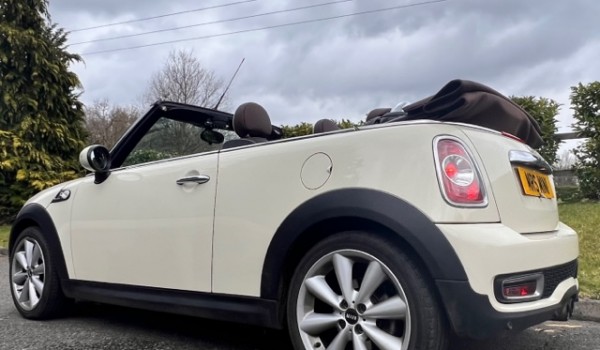 2011 Mini Cooper S Convertible in Pepper White with Lounge Leather Sports Seats & just 48K miles