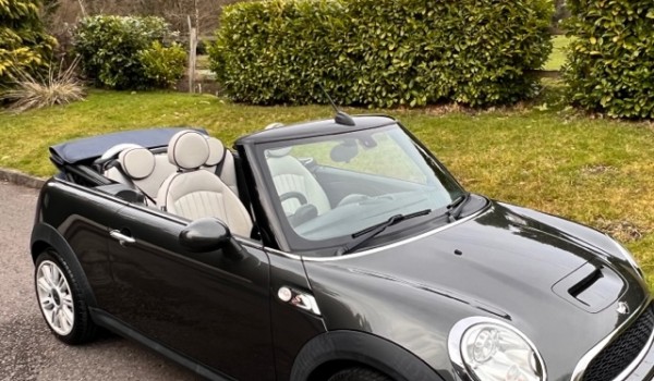 2013 Mini Cooper S Convertible with Cream Lounge Leather & Only 26K miles